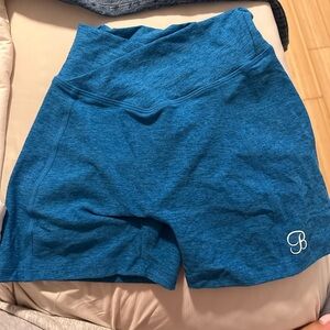 Bombshell Sportswear vwaist scrunch butt shorts- never worn